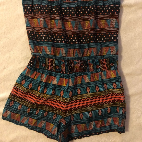 Romper - Picture 2 of 3